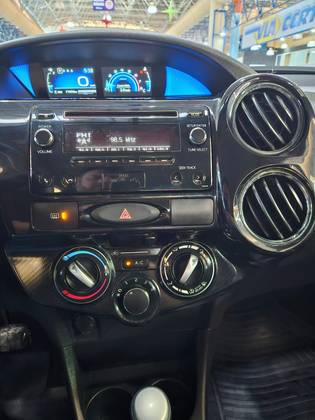 TOYOTA ETIOS 1.5 XS SEDAN 16V FLEX 4P AUTOMÁTICO